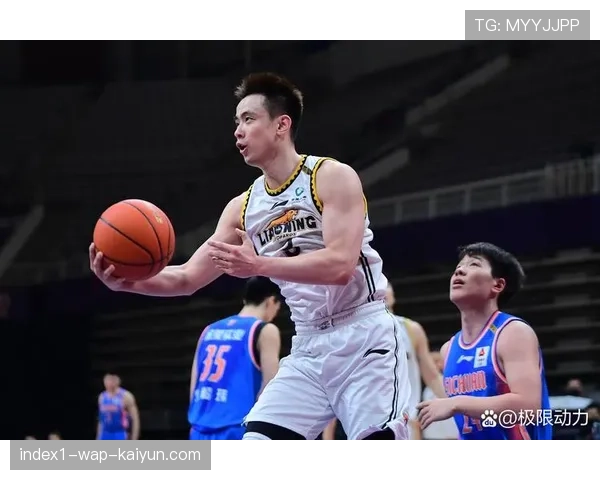 广厦客场23分大胜北控豪取七连胜 稳坐积分榜头名位置 广厦客场23分大胜北控豪取七连胜 稳坐积分榜头名位置